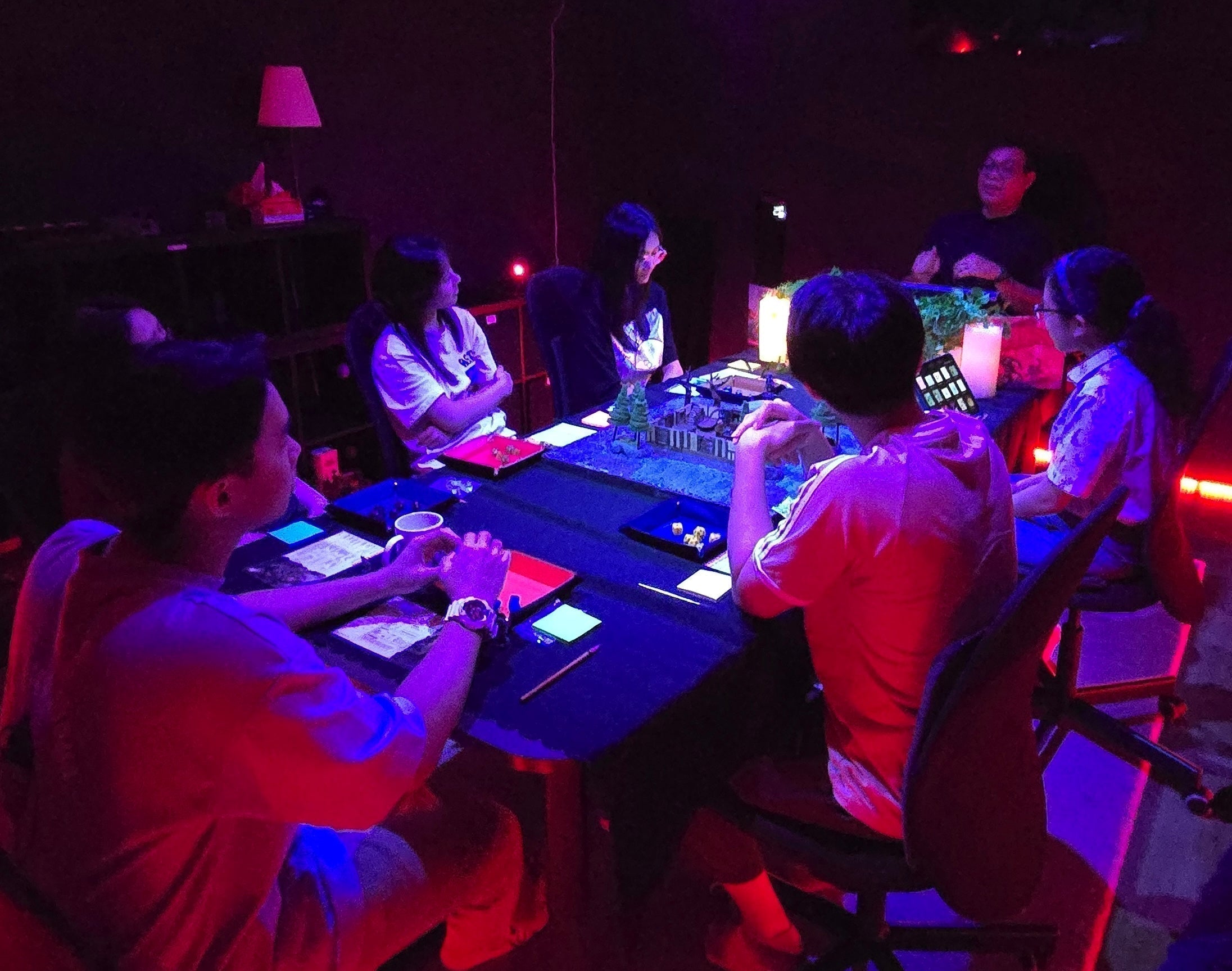 A Visit to TableMinis: Comfort and Immersion in Tabletop Gaming