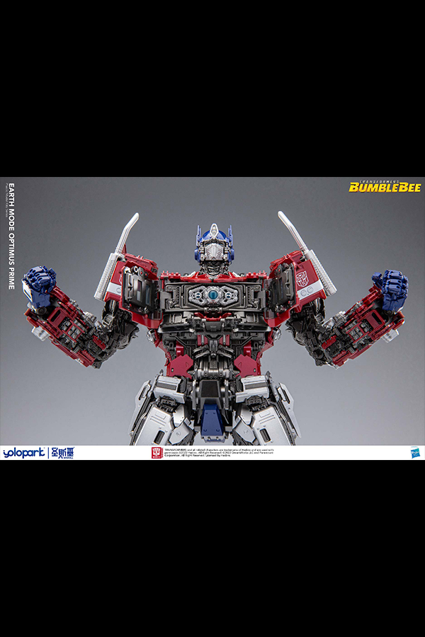 Optimus Prime 12″ Premium Model Kit (PMK)